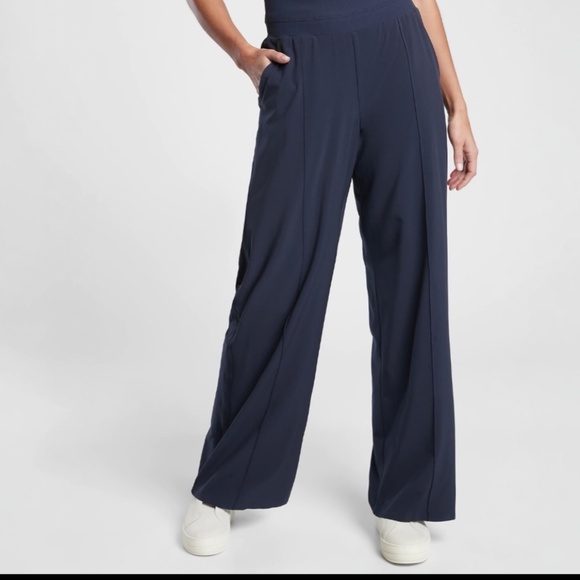 Athleta Pants - ATHLETA Nolita Wide Leg Pant in Black Size 2